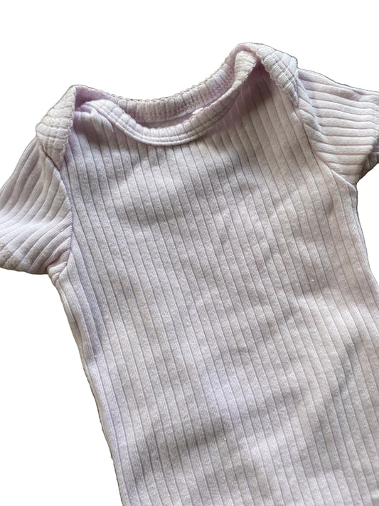 Carter’s | basic onesie purple | NB