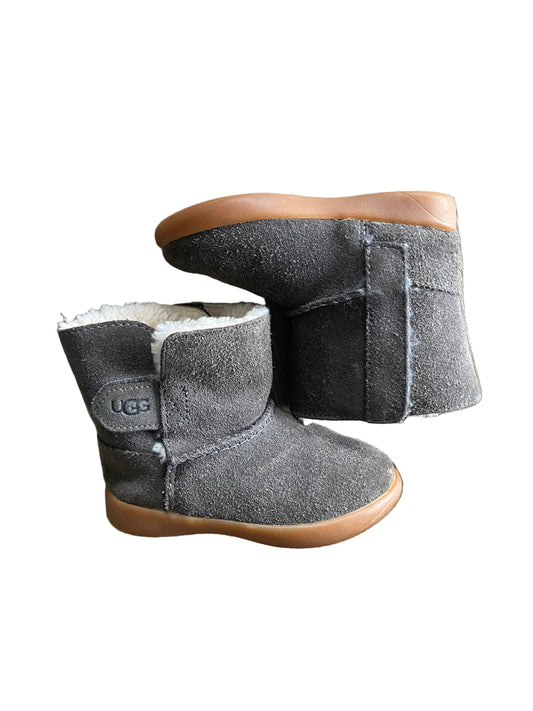 UGG | Toddler Gray UGGs | size 6